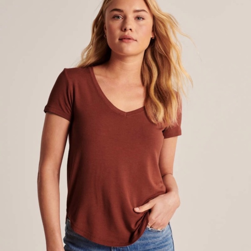 Bundle Of Abercrombie And Fitch Softaf V-Neck Tees - image 2